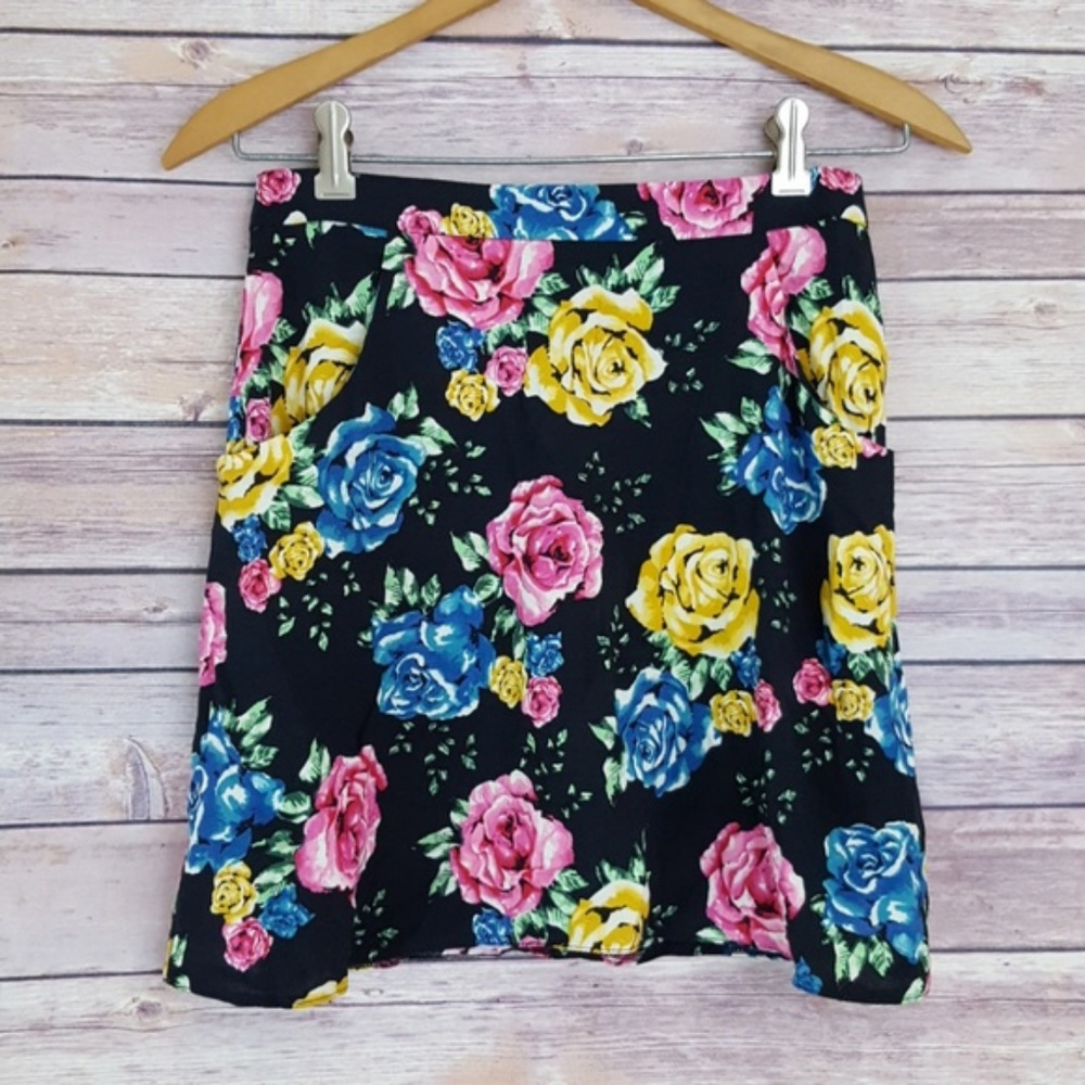 NWT ASOS Petite Floral Pocket Skirt Size 4